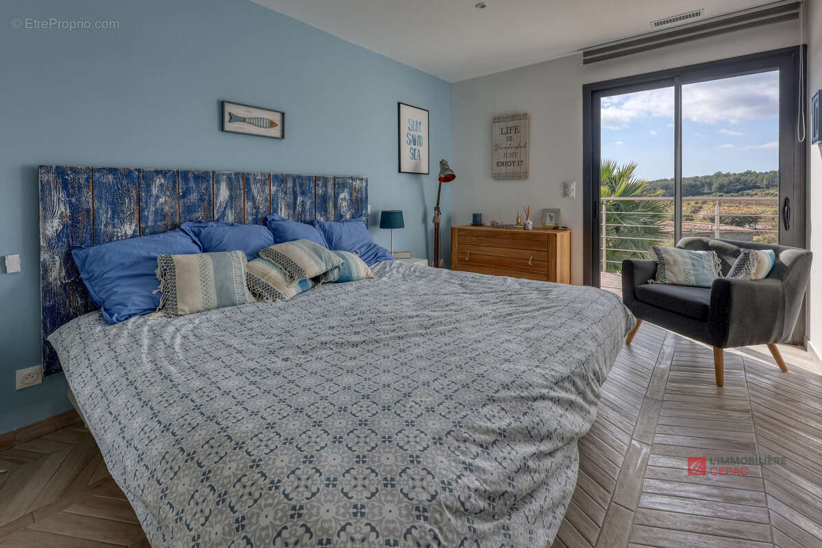 Maison à LA CADIERE-D'AZUR