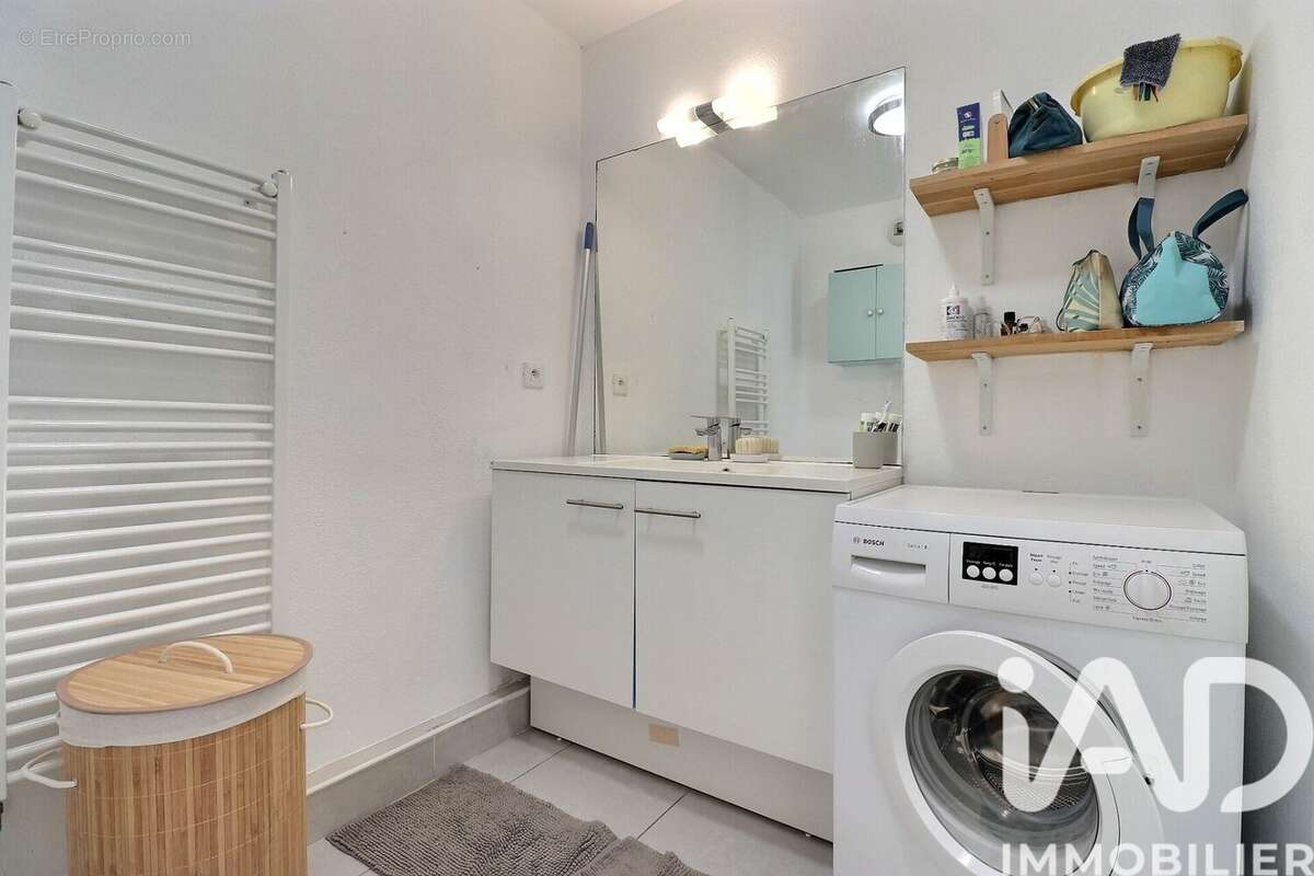 Photo 9 - Appartement à MARSEILLE-8E