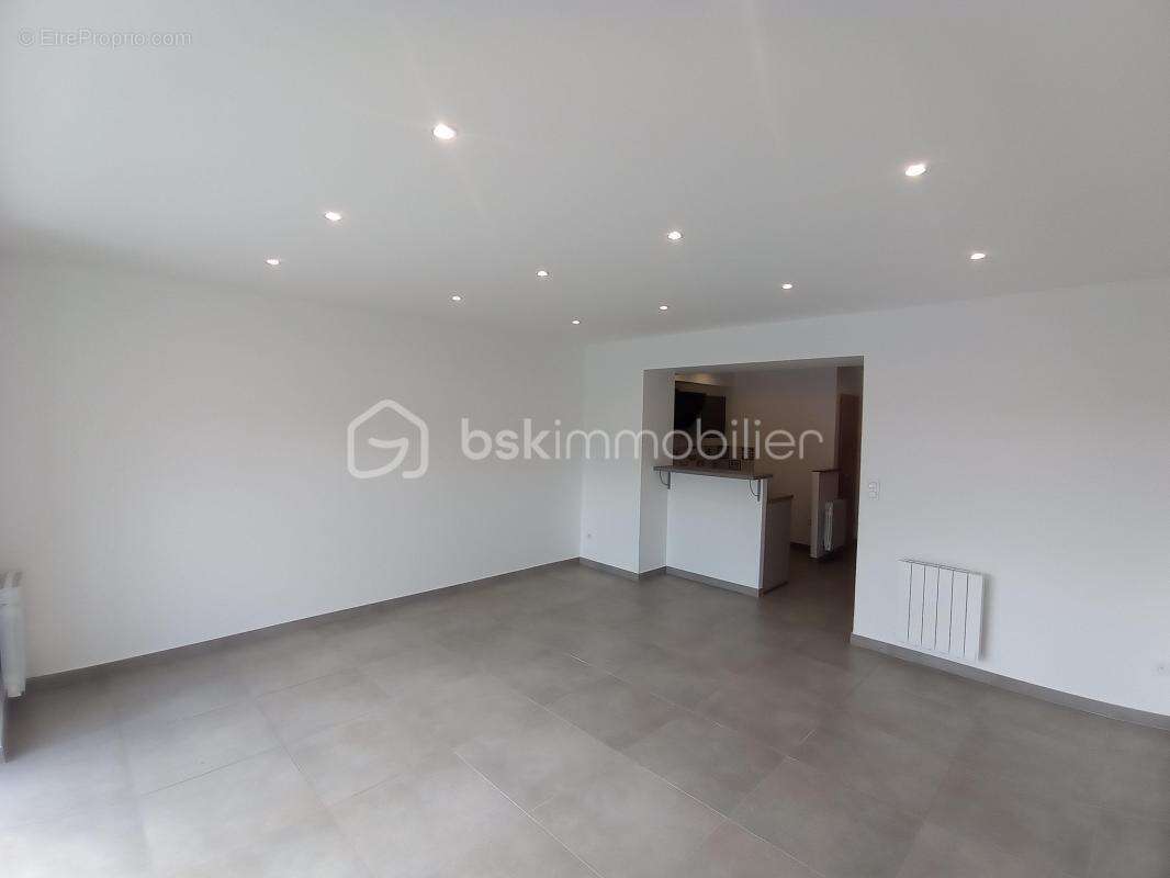 A visiter votre appartement de qualite, t3 duplex rez de jardin clos de 2020/ 2021, dans maison - photo 7