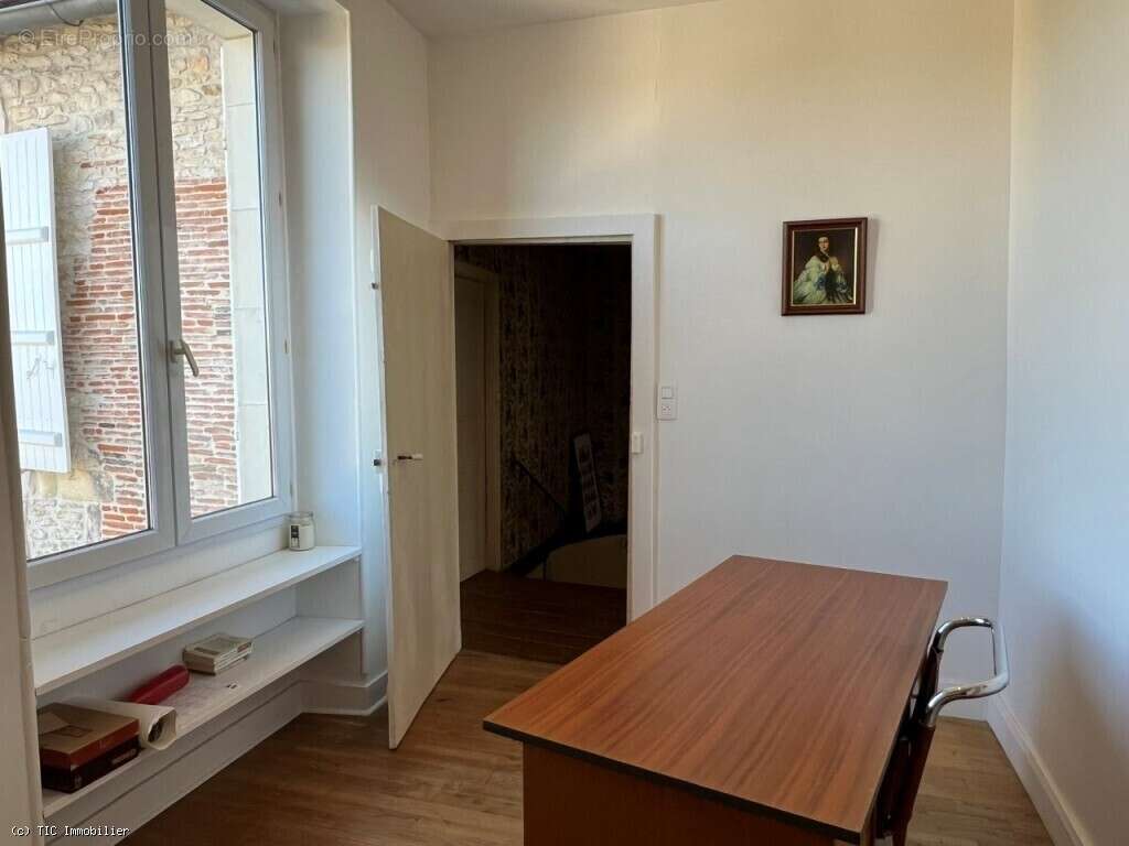 Maison à RUFFEC