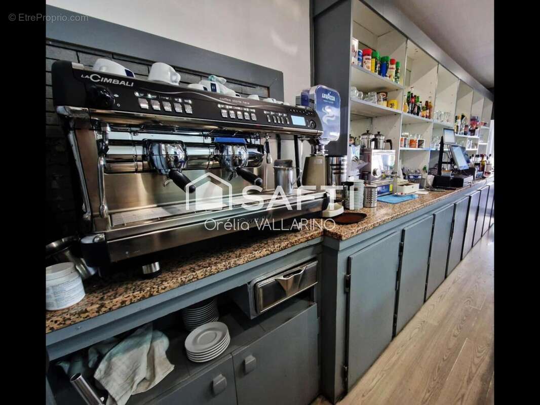 Photo 2 - Commerce à FLOIRAC