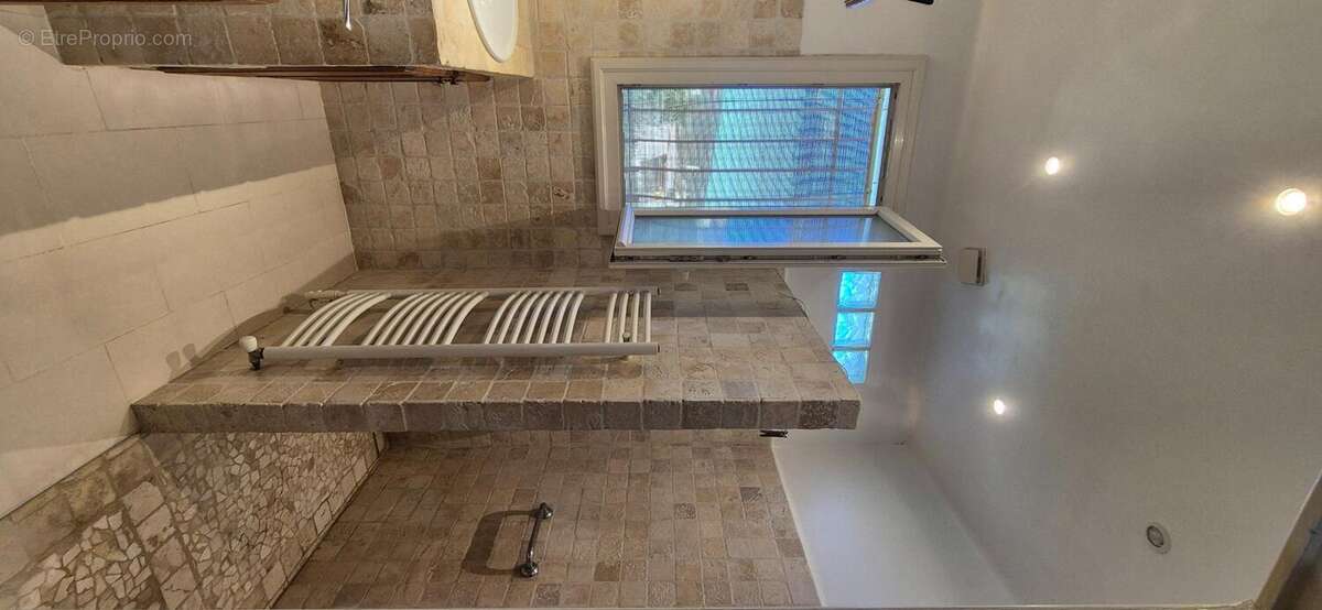 Photo 7 - Maison à SAINT-MARTIN-DE-LA-BRASQUE