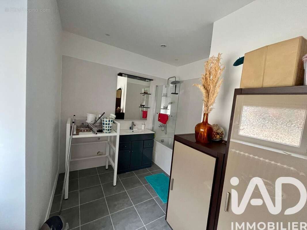 Maison 60 m² à Ploezal  - photo 4