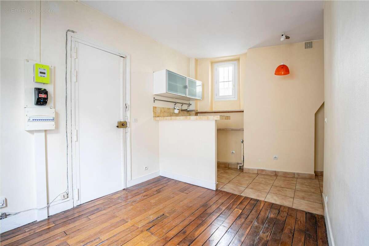 Photo 3 - Appartement à PARIS-11E