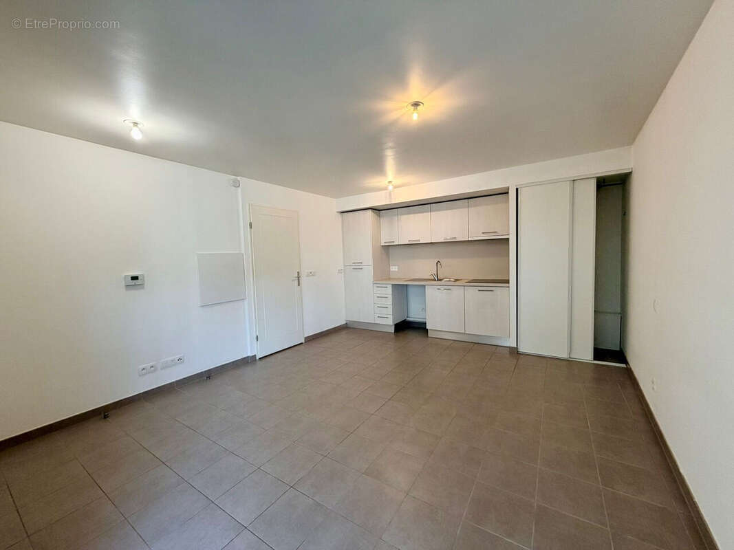 Appartement à BRIE-COMTE-ROBERT