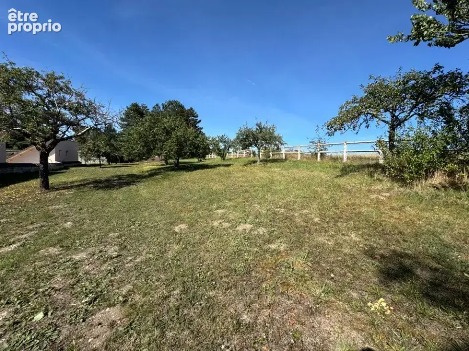 Photo Terrain à Saint-Elier au prix de 44 000€