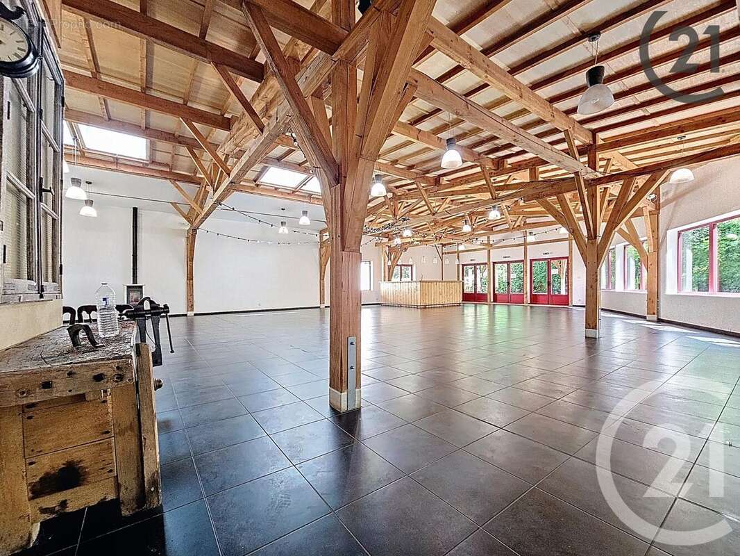 Maison à PONT-SAINTE-MARIE