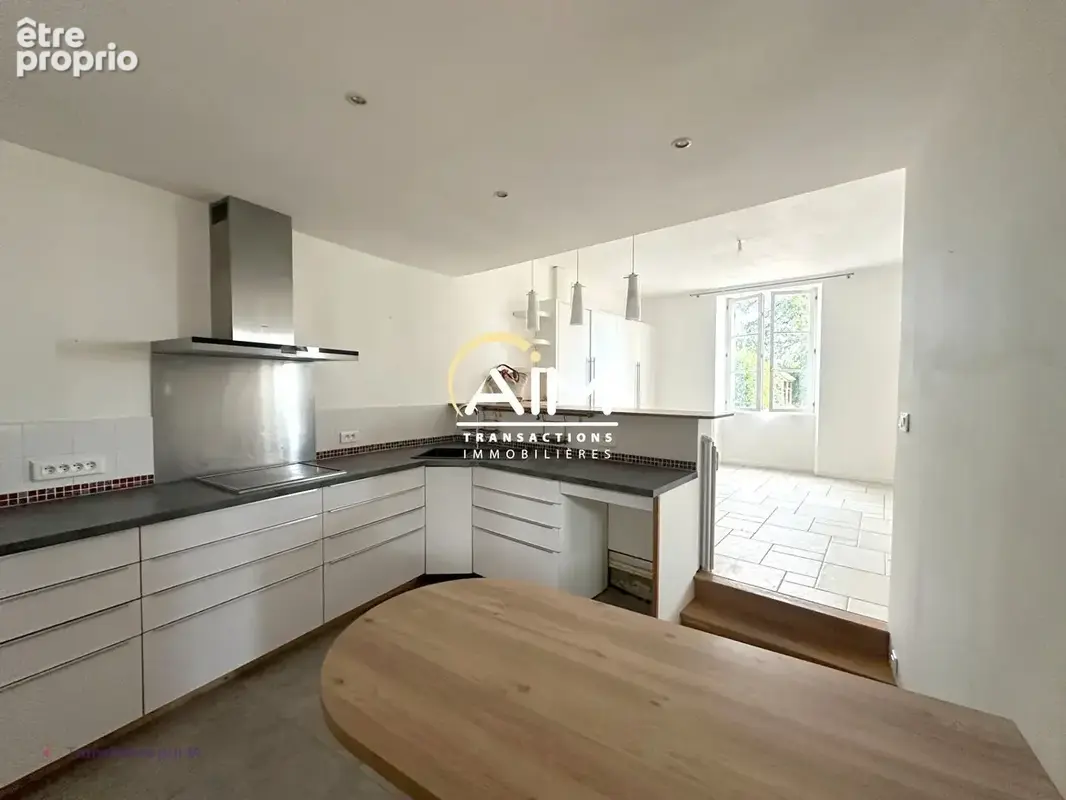 Maison de caractère 140 m² - Terrain 1820 m² - photo 4