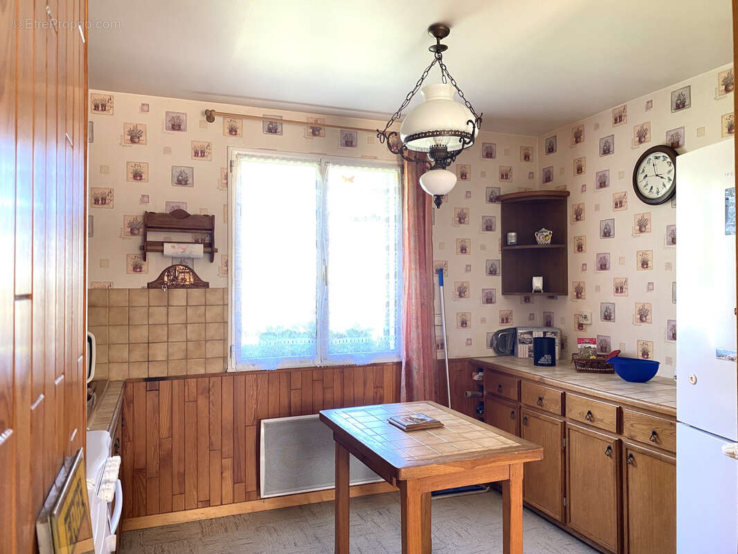 Maison à BAZOCHES-SUR-LE-BETZ