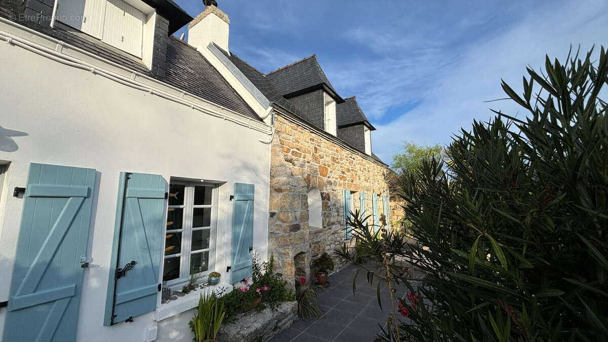 Maison à PLONEOUR-LANVERN