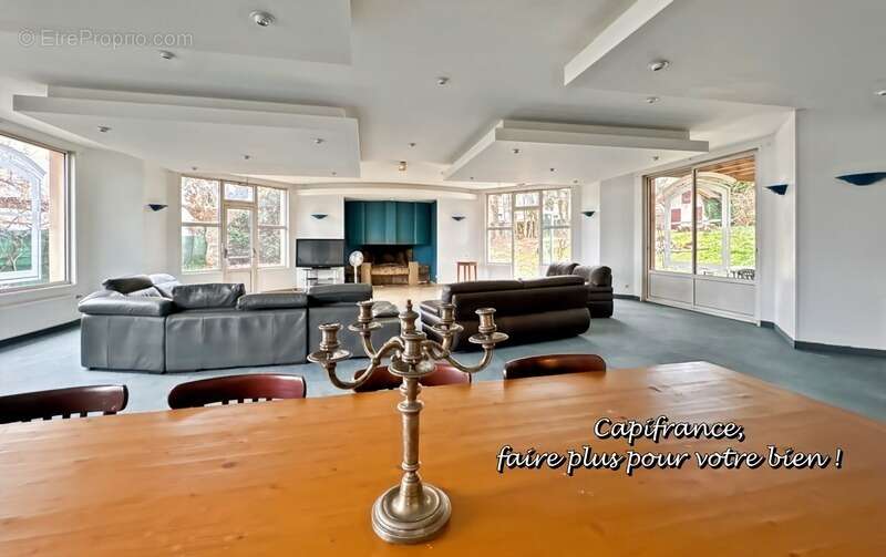 Maison à LA CLAYETTE