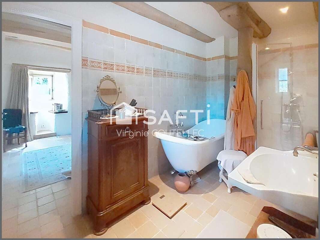 Maison 300 m² à Vannes  - photo 7