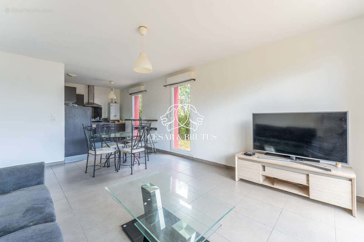 Appartement 52 m² à Vernaison  - photo 6