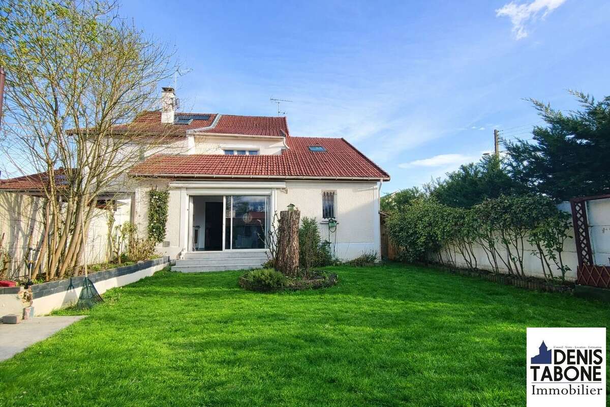 Maison à SAINT-BRICE-SOUS-FORET