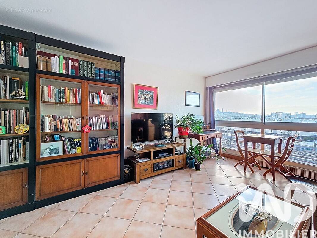 Photo 1 - Appartement à PARIS-19E