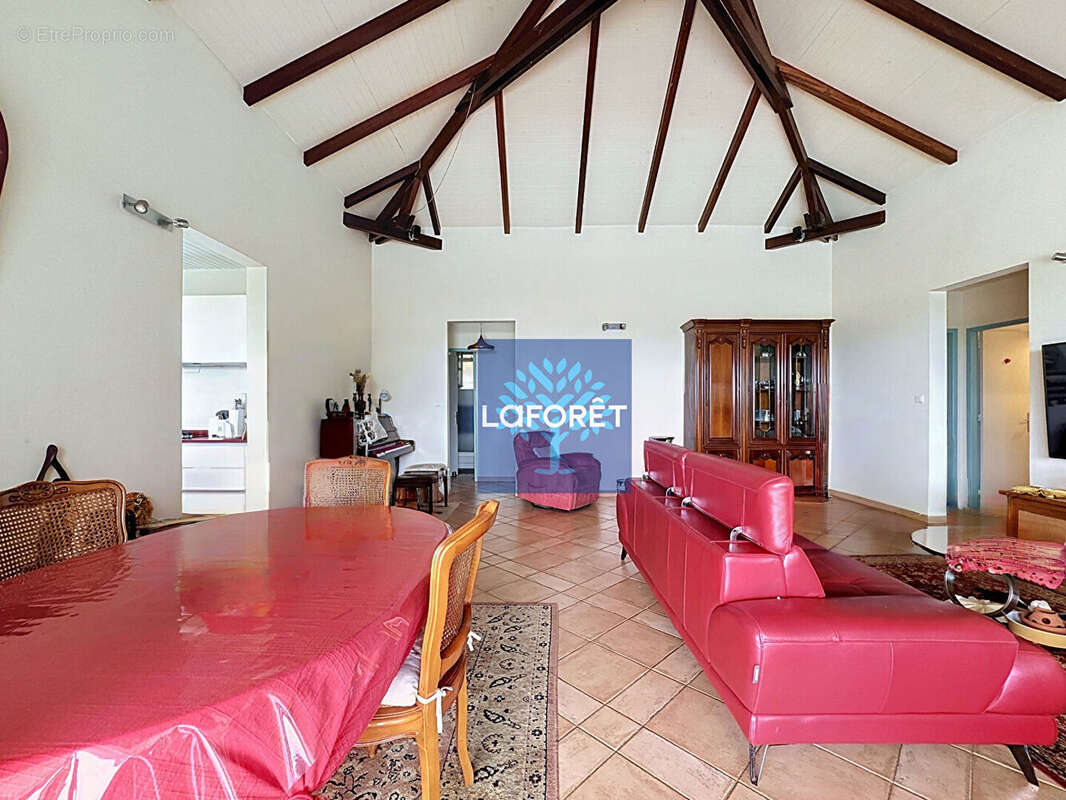 A vendre : Maison T5 à Acajou au Lamentin - photo 8