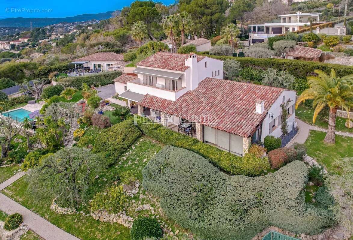 Maison à MOUGINS
