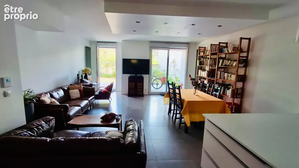 Appartement à vendre 3 pièces IVRY SUR SEINE (94) - photo 5