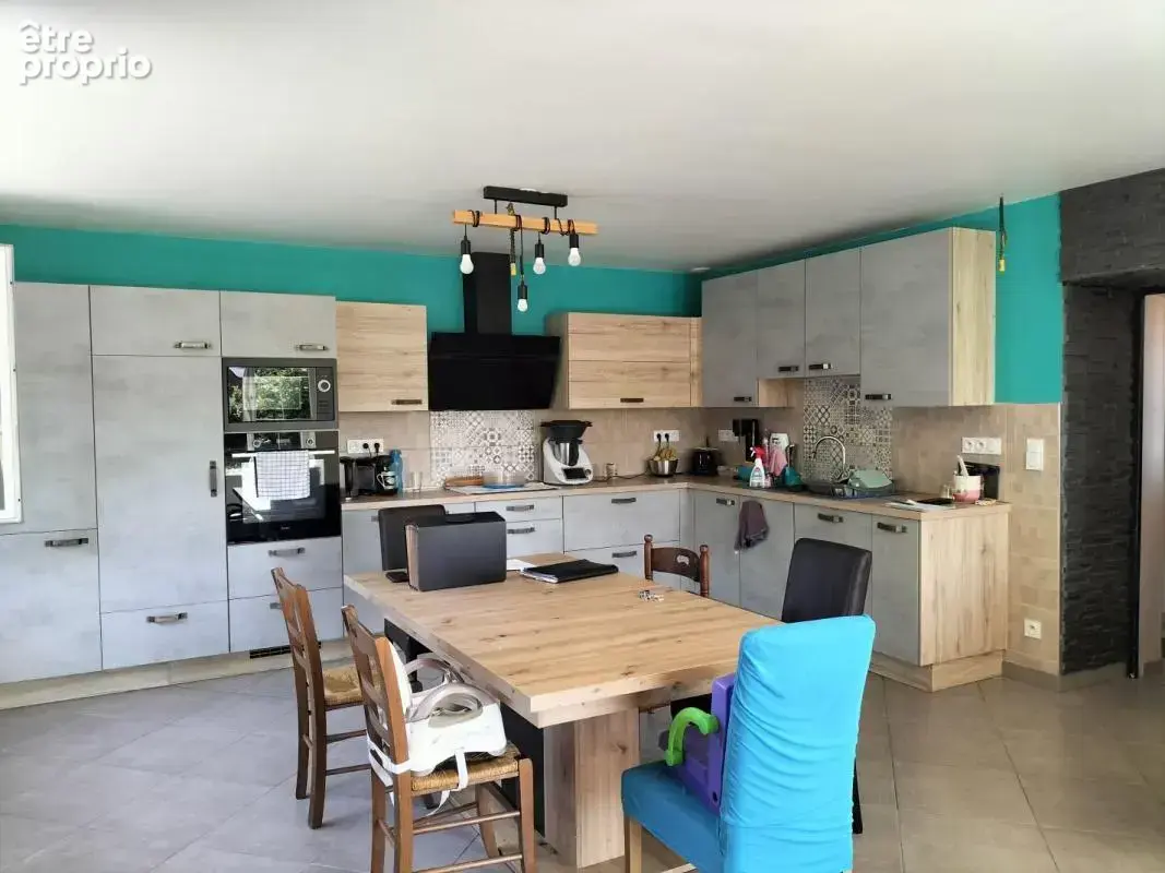 Maison 110 m² à Saint-Pierre-Des-Nids  - photo 2