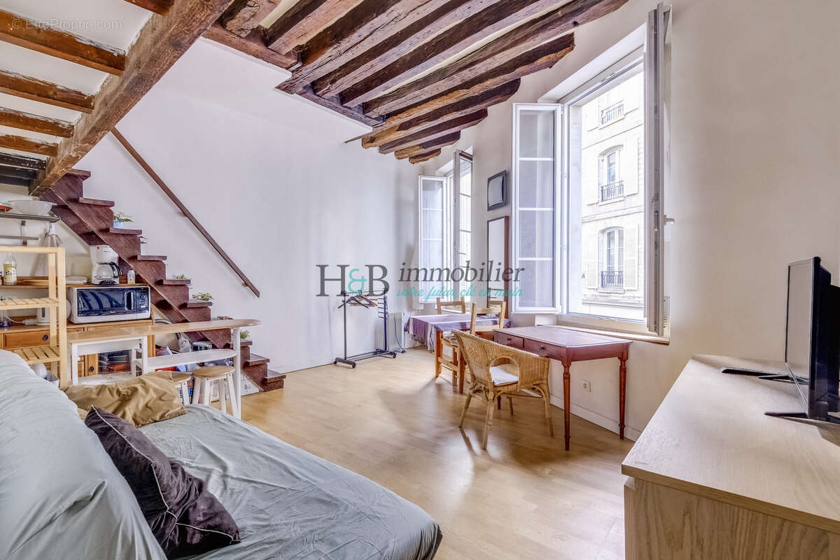 Appartement à PARIS-12E