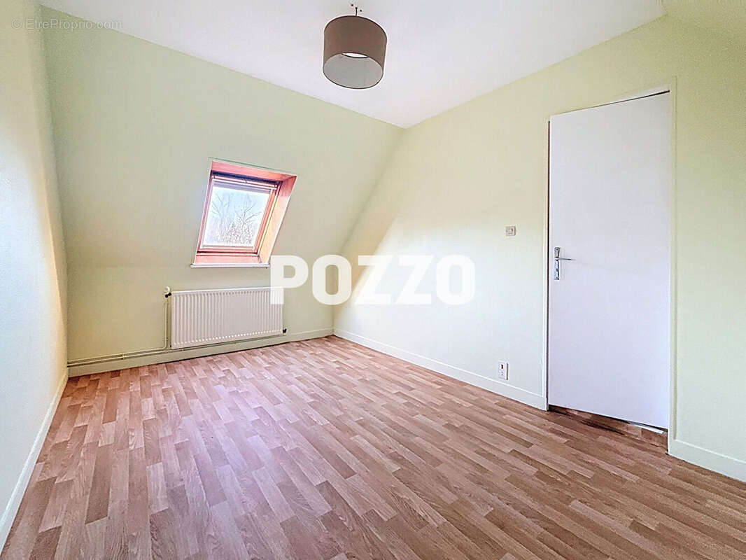 Maison à HEUGUEVILLE-SUR-SIENNE