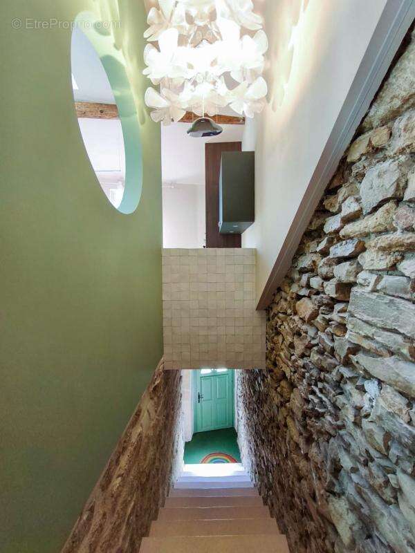 Maison à COURNONTERRAL