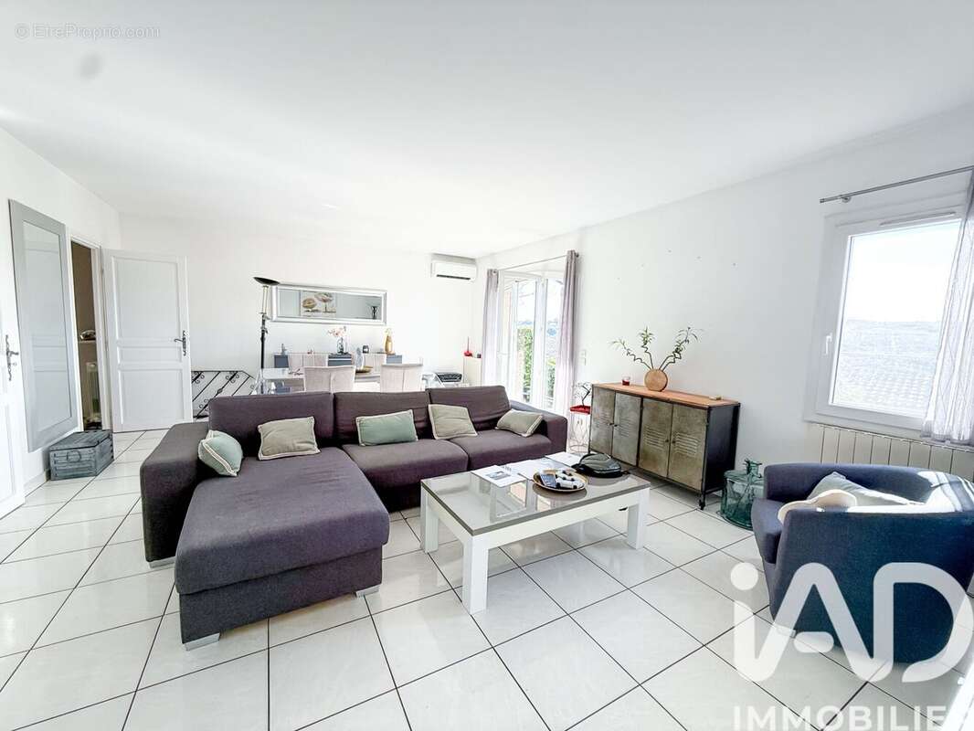 Maison 110 m² à Le Cannet  - photo 8
