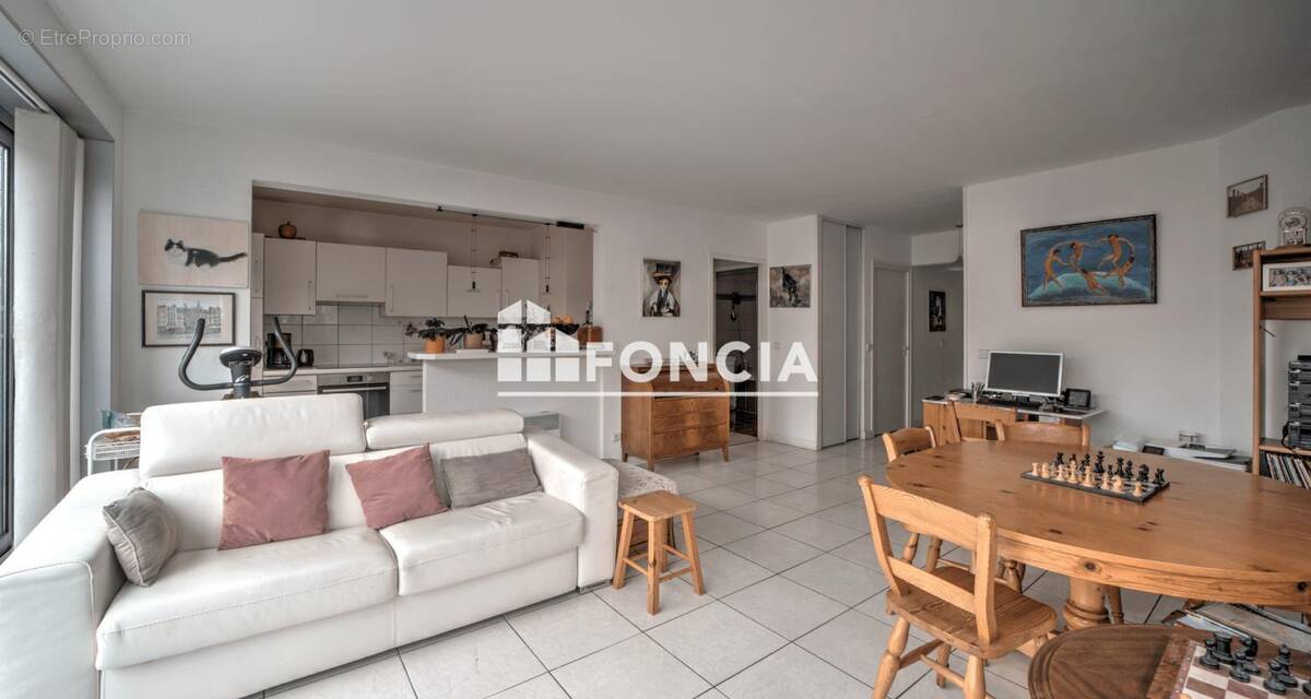 Appartement à FERNEY-VOLTAIRE