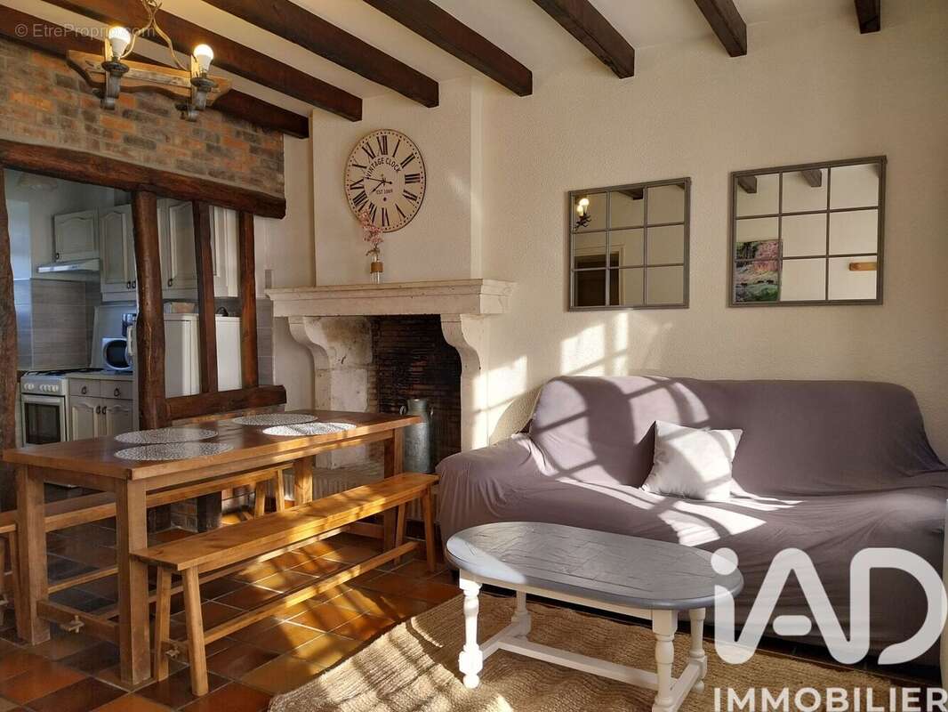 Maison 333 m² à Migne  - photo 7