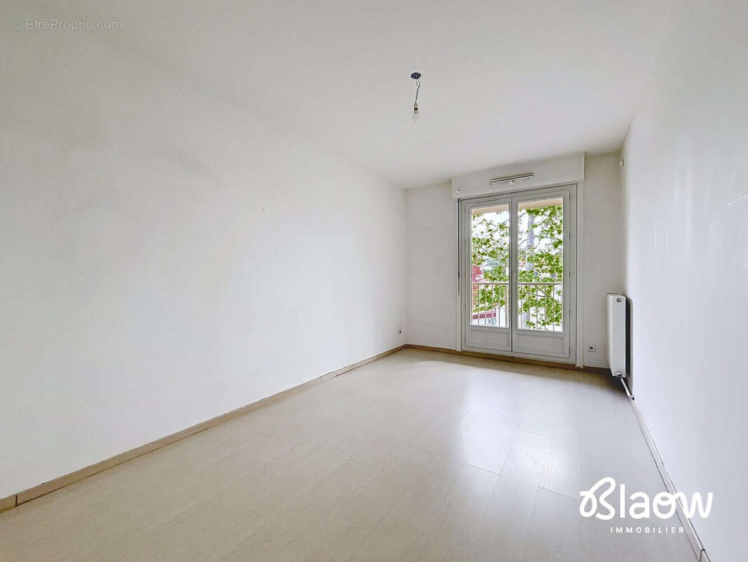Appartement à DECINES-CHARPIEU