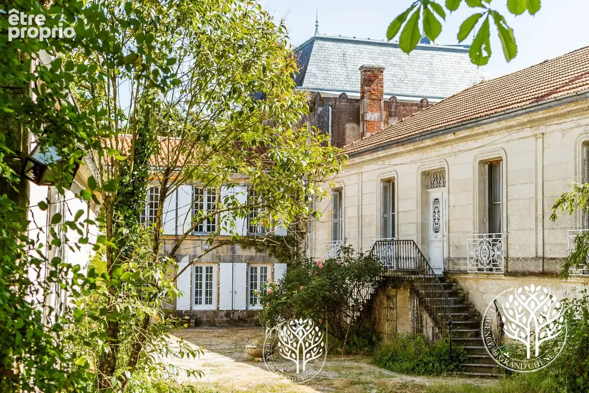 Propriété Bourgeoise et Authentique proche de La Rochelle - photo 2