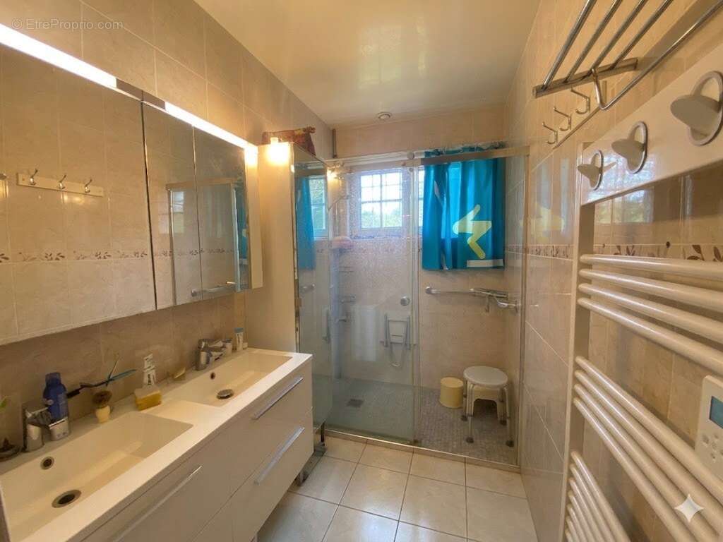 Maison à BENNECOURT