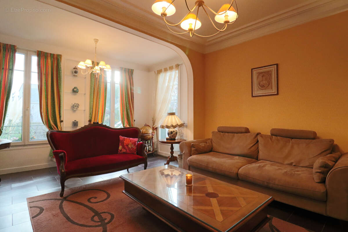 Maison à VILLEMOMBLE