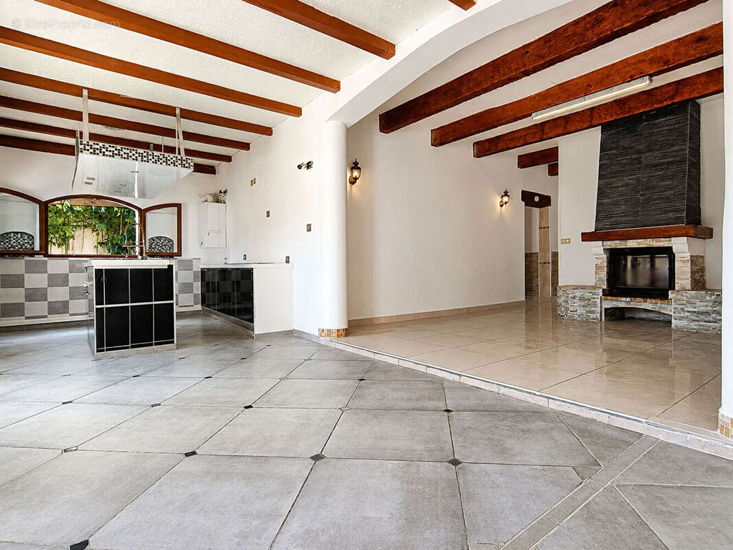 Maison à MARSEILLE-9E