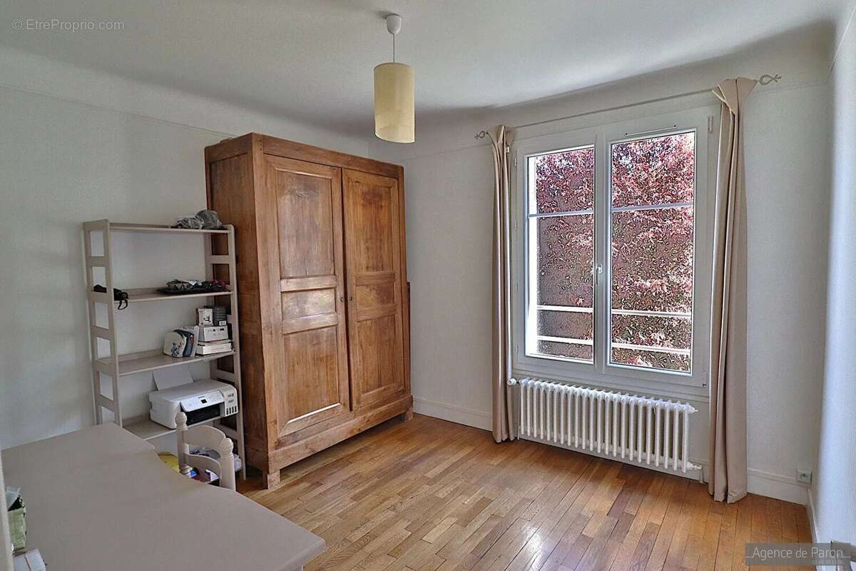 Maison à VERRIERES-LE-BUISSON