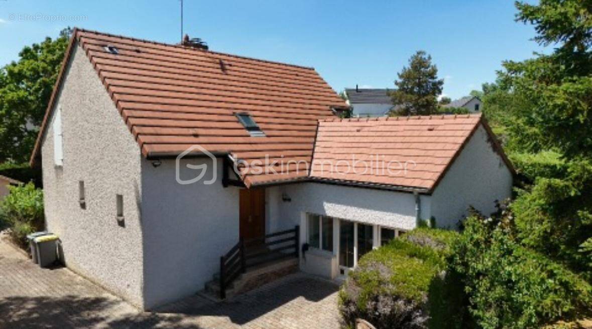 Maison à MESSIGNY-ET-VANTOUX