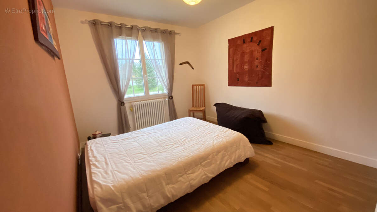 Maison à SAINT-FORT-SUR-GIRONDE