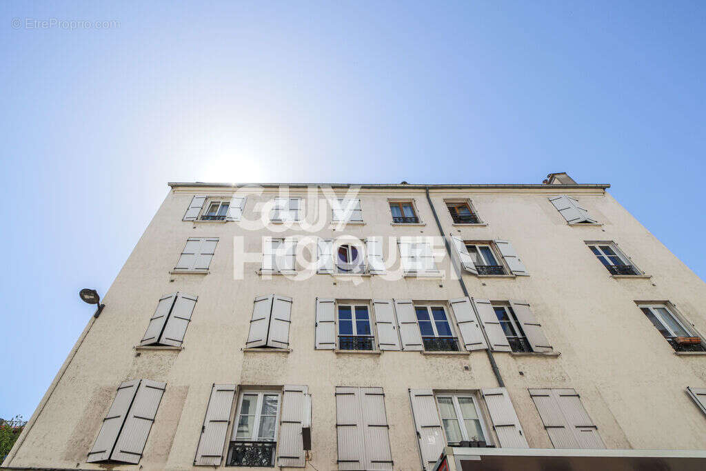 Appartement à PARIS-10E