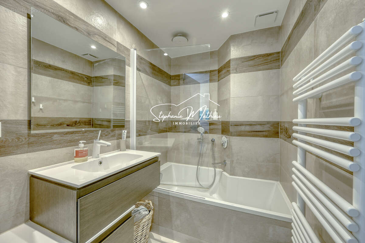 Appartement à RUEIL-MALMAISON