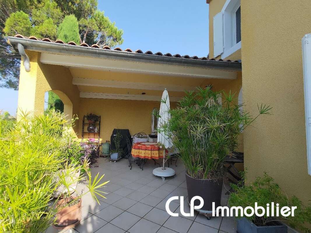 Maison 141 m² à Montelimar  - photo 8