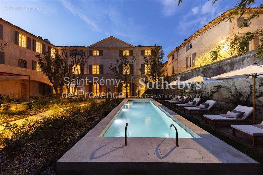 Maison à SAINT-REMY-DE-PROVENCE