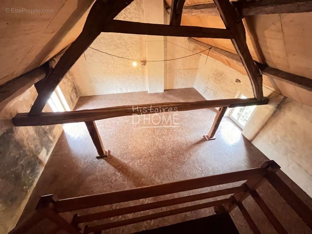Belle propriete avec 1 annexe et 2 garages sur touquin - photo 12