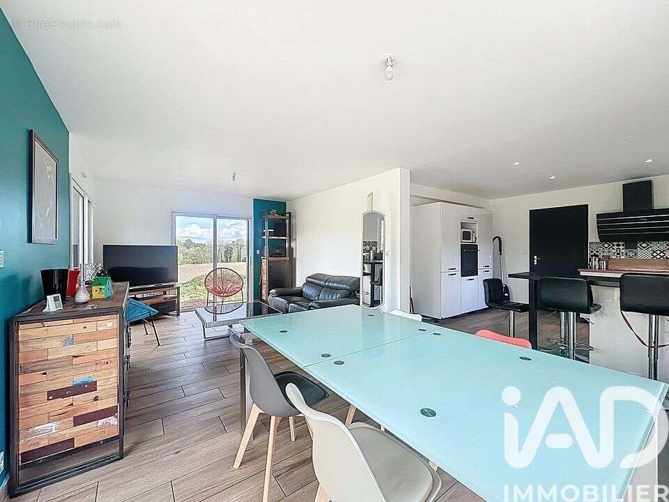 Maison 109 m² à Lanvallay  - photo 8