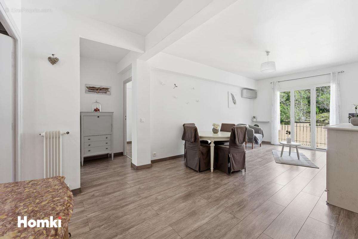 Appartement à MENTON