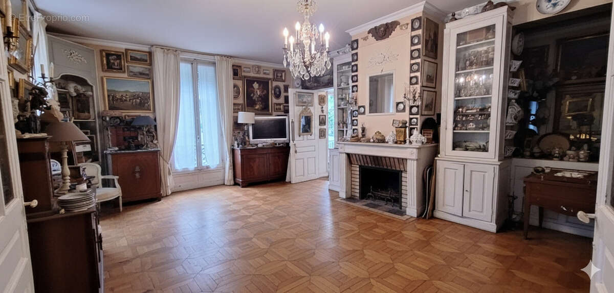 Maison à SENS