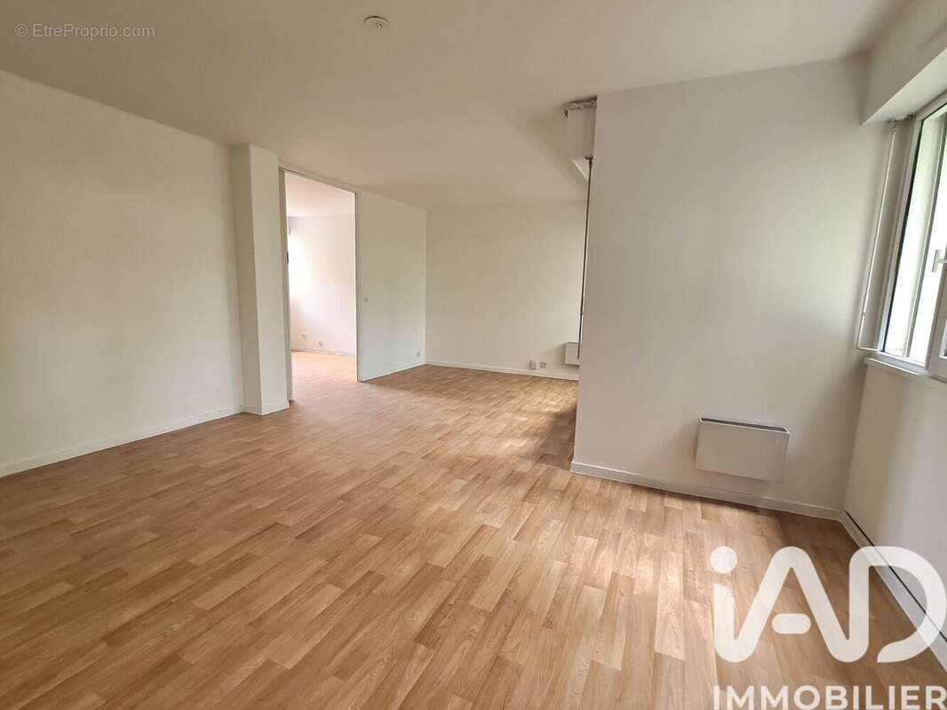 Photo 9 - Appartement à EPINAY-SUR-SEINE