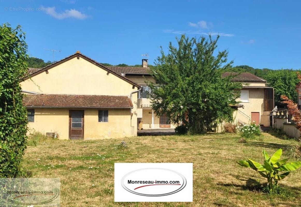 Maison à SANCE