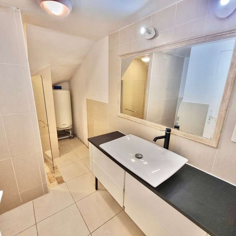 Appartement à LE MUY