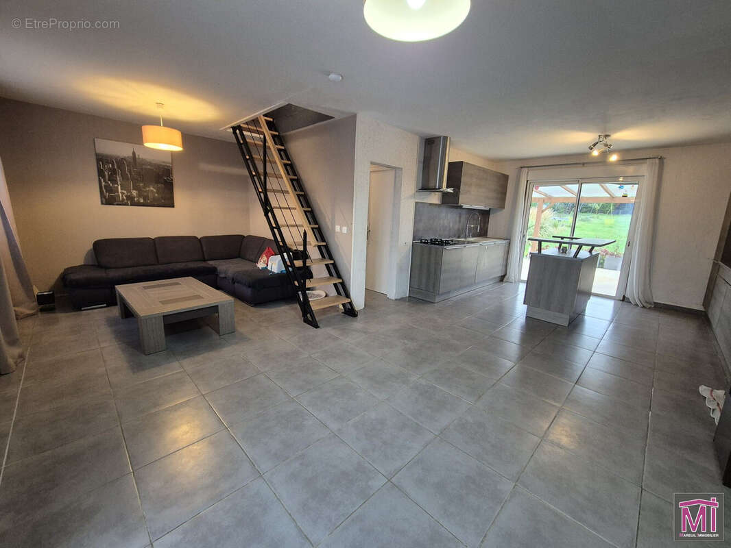 Maison à VILLERS-COTTERETS