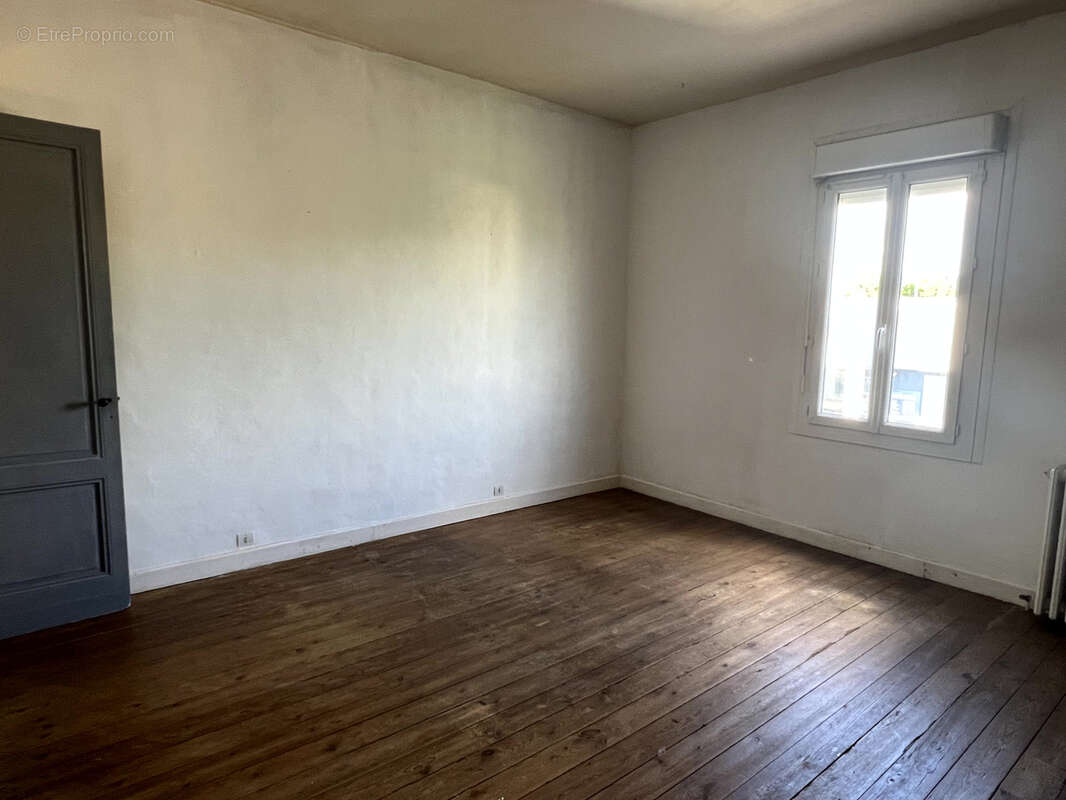 Maison à SAINT-PARDOUX-DU-BREUIL